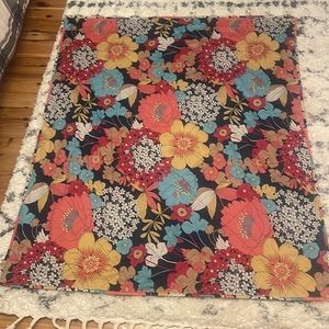 Vera Bradley Stadium Throw Blanket/Pillow Case Vintage. Happy Snails